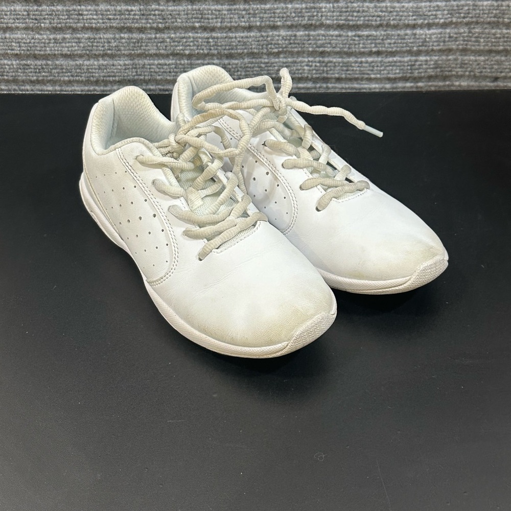 Rebel Cheer‎ Shoes
